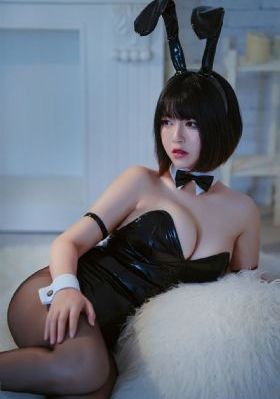 色哺乳xxxxxhd_4K免费观看韩国